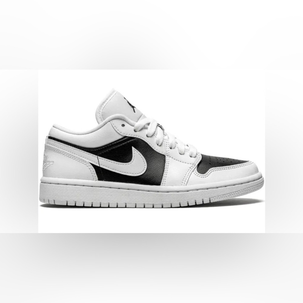 Women’s Jordan 1 Low "Panda" Sneakers